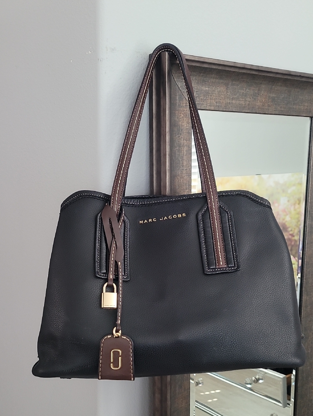 Marc Jacobs Black Leather Shoulder Bag with Brown Straps and Gold Hardware